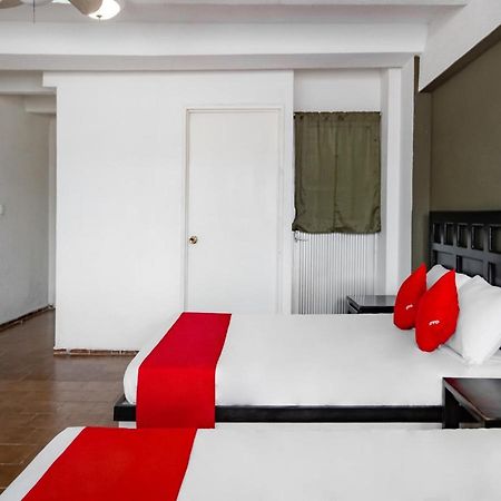 Hotel Halley Λεόν Εξωτερικό φωτογραφία