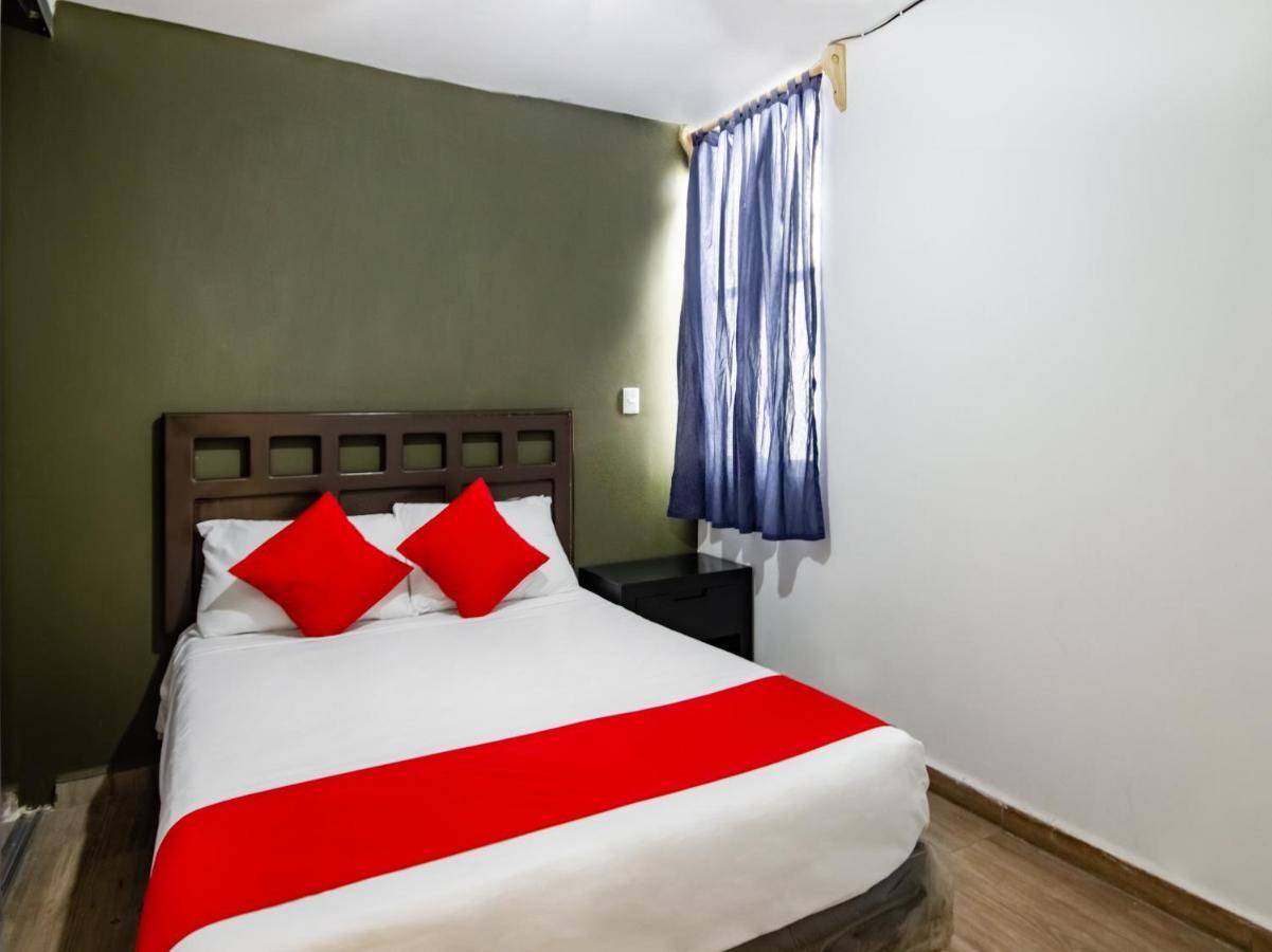 Hotel Halley Λεόν Εξωτερικό φωτογραφία