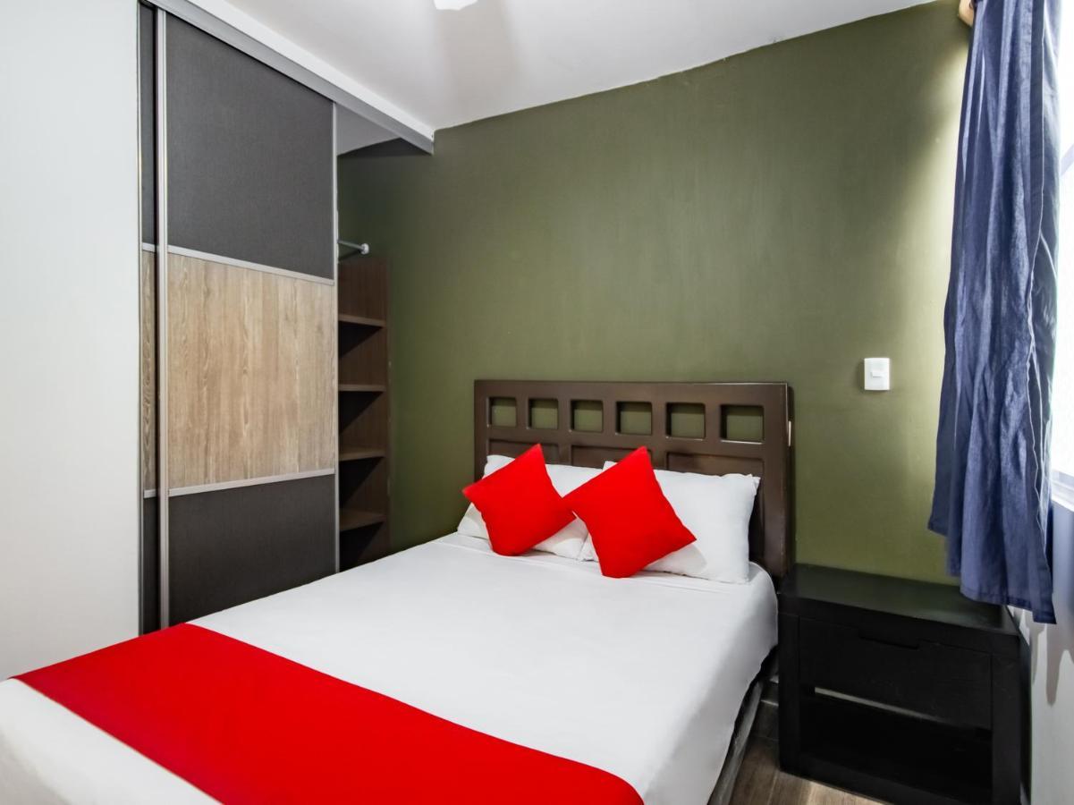 Hotel Halley Λεόν Εξωτερικό φωτογραφία